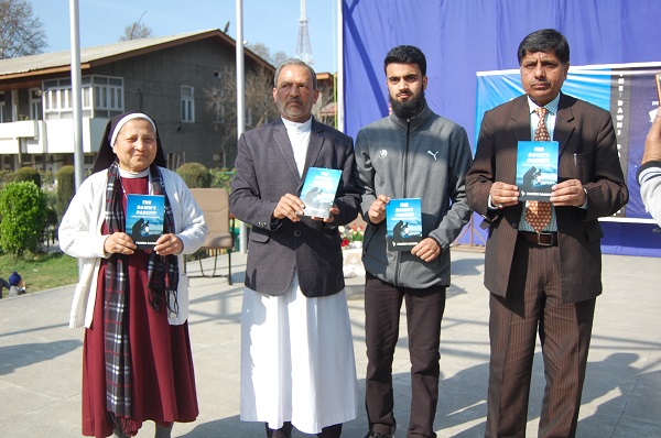 Mr. Faheem Rashid our out going students authored an anthology “The Dawn’s Paucity” The book was released by Prof. Fayaz Ahmad in the presence of school Principal & Prize Distributions