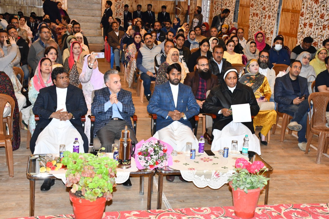 “ACADEMIC TOPPER’S PRIZE DISTRIBUTION CEREMONY” ACADEMIC SESSION 2021-2022